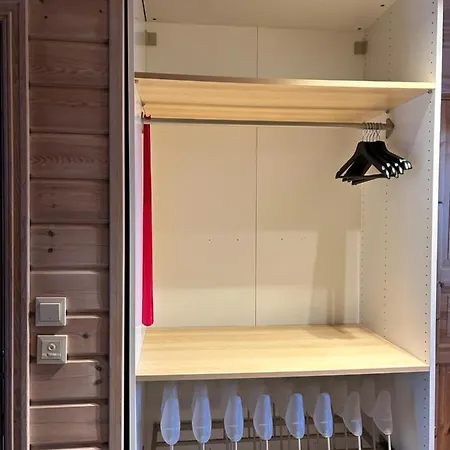 Cozy Scandinavian In - Free Parking And Close To Many Amenities