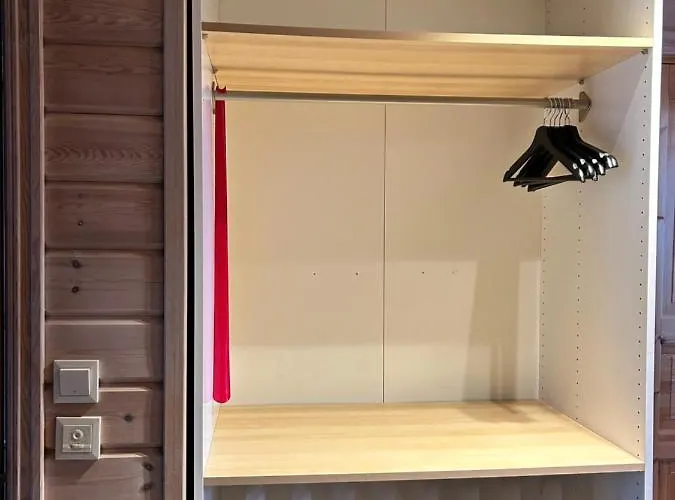 Cozy Scandinavian In - Free Parking And Close To Many Amenities